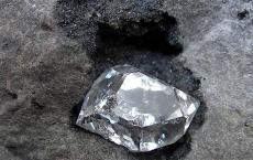 博茨瓦纳钻石公司在Orapa的样品材料中找到了八面体