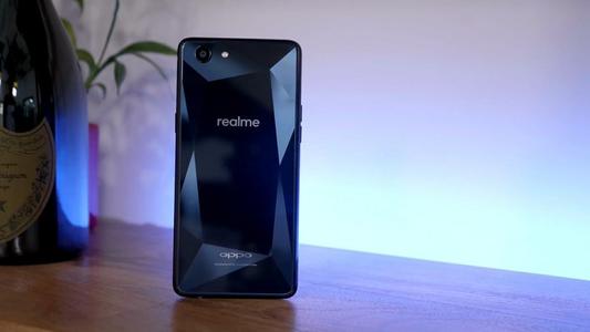 互联网动态：Realme 5的首次销售超过120000台 