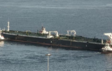 伊朗油轮关闭定位系统离岸叙利亚