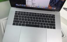 16英寸MacBookPro的边框更窄可在15英寸的机箱中容纳更大的屏幕