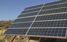 浮动太阳能电池板市场的主要公司与未来预测